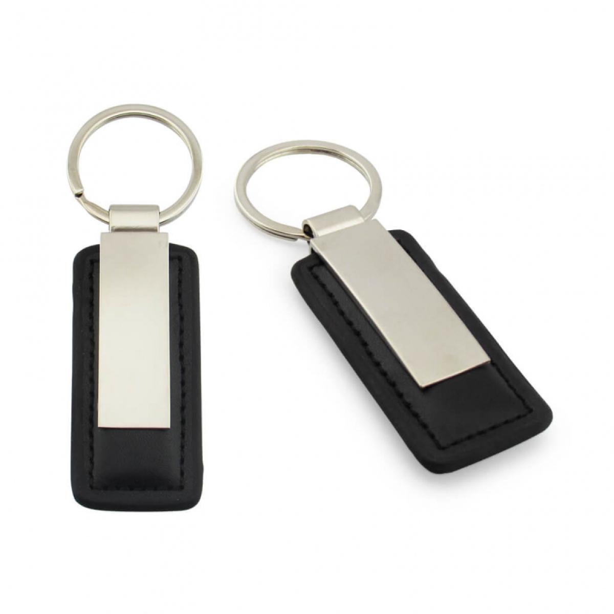 Llavero Rectangular Cuero Sintetico y Acero