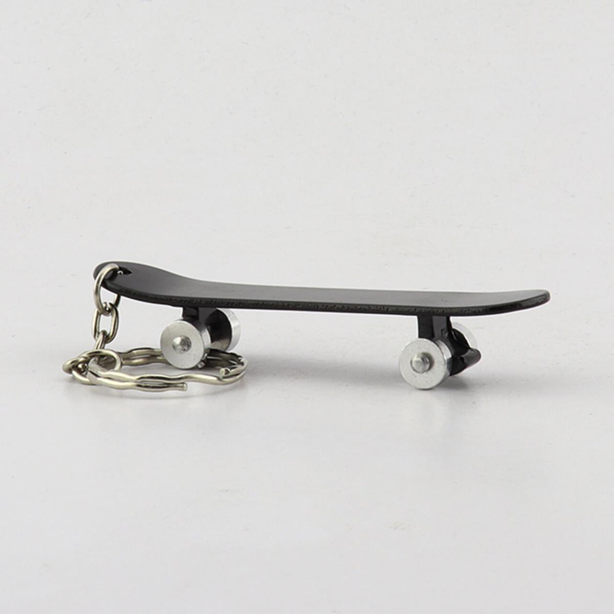 Llavero Metalico forma de Patineta